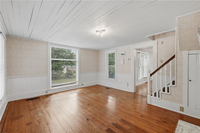 26 Council Street, Eureka Springs, AR 72632