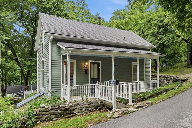26 Council Street, Eureka Springs, AR 72632