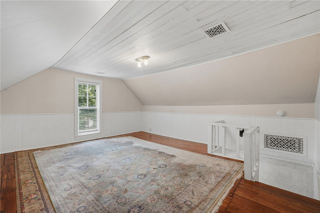 26 Council Street, Eureka Springs, AR 72632
