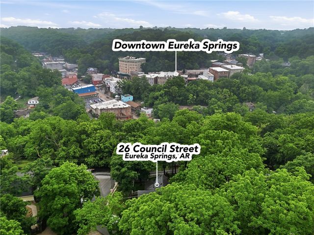26 Council Street, Eureka Springs, AR 72632