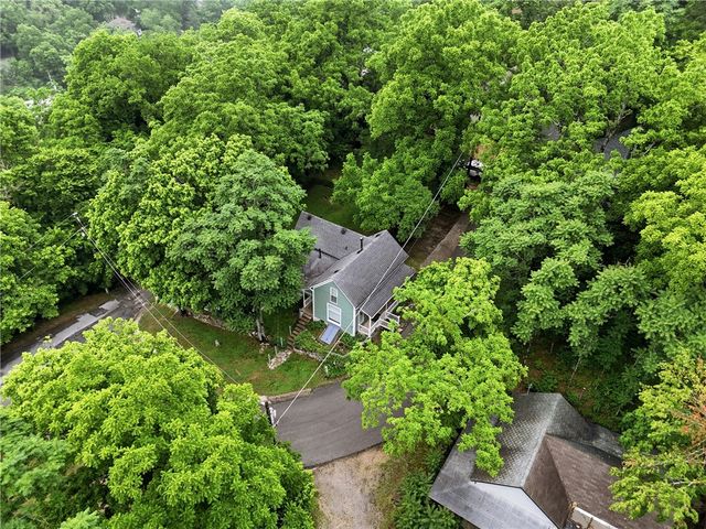 26 Council Street, Eureka Springs, AR 72632