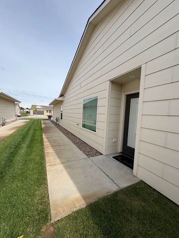 4545-4543 N Sandplum St, Wichita, KS 67205
