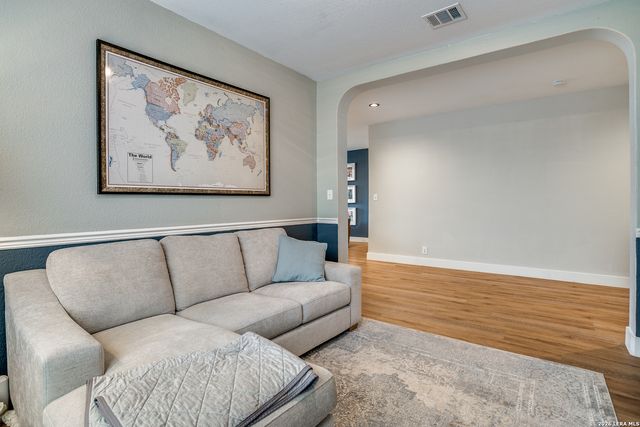 8826 Firebaugh Drive, Helotes, TX 78023