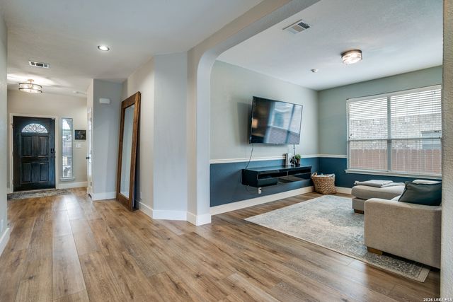 8826 Firebaugh Drive, Helotes, TX 78023