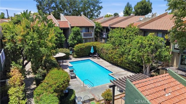 7439 Woodman Avenue 54, Van Nuys, CA 91405