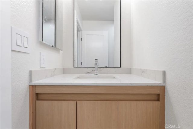 7439 Woodman Avenue 54, Van Nuys, CA 91405