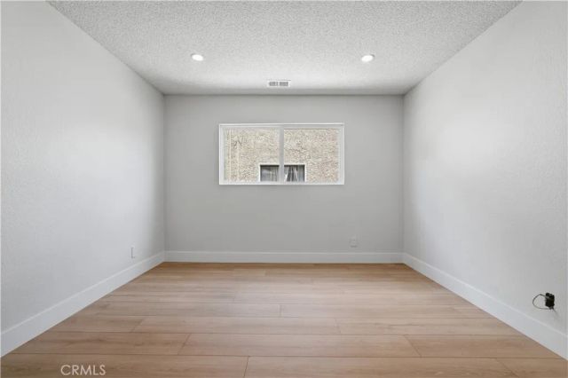 7439 Woodman Avenue 54, Van Nuys, CA 91405