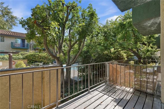 7439 Woodman Avenue 54, Van Nuys, CA 91405