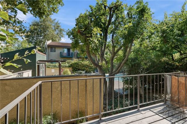 7439 Woodman Avenue 54, Van Nuys, CA 91405