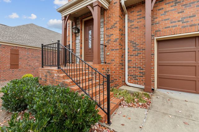 635 Nickolas Dr, Lebanon, TN 37087