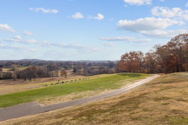 635 Nickolas Dr, Lebanon, TN 37087