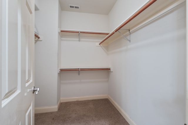 635 Nickolas Dr, Lebanon, TN 37087