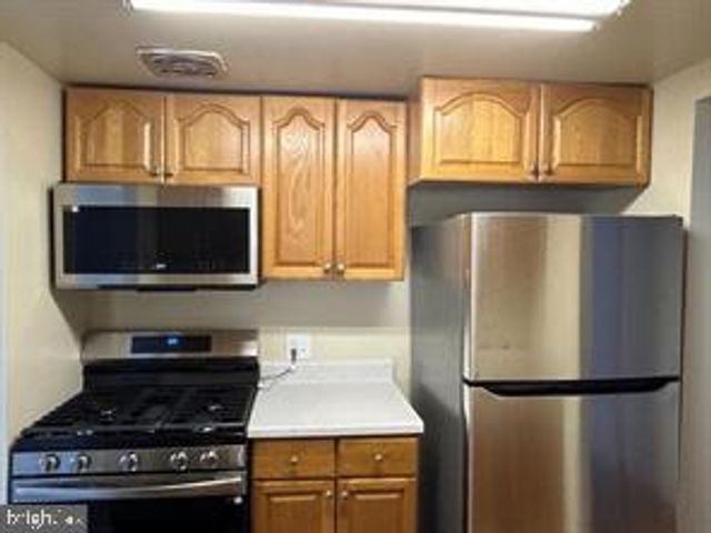 115 DRUMMERS LN, Wayne, PA 19087