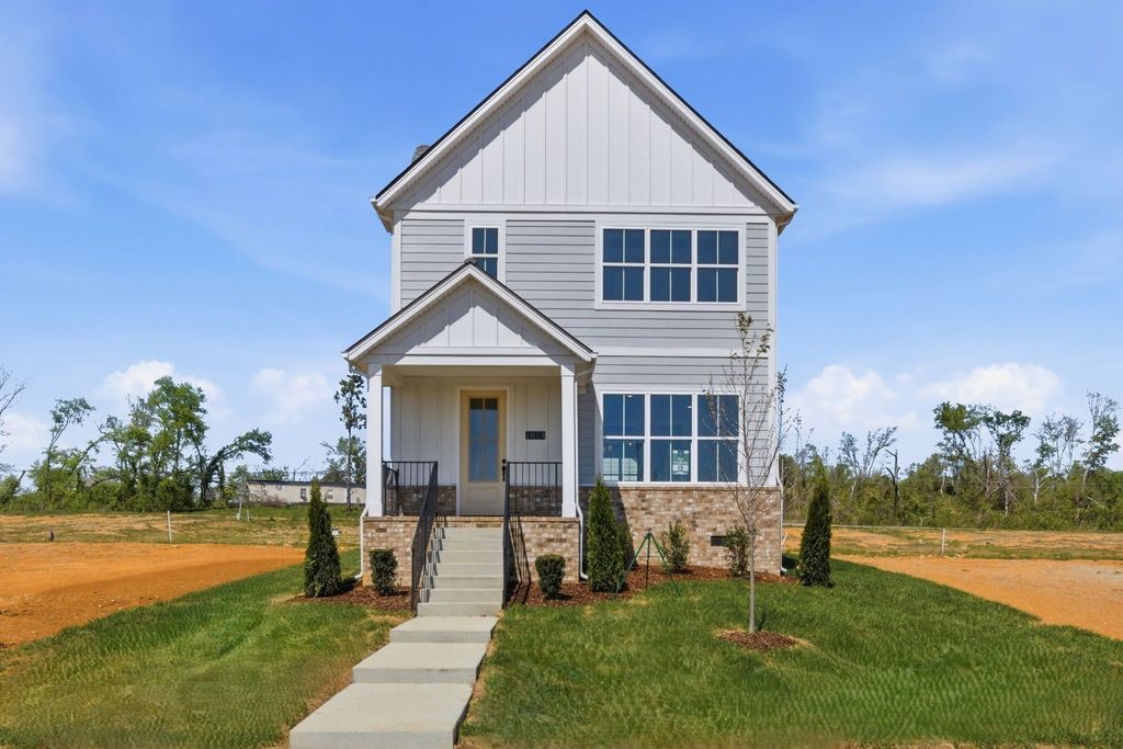 1813 Flatwaters St, Spring Hill, TN 37174