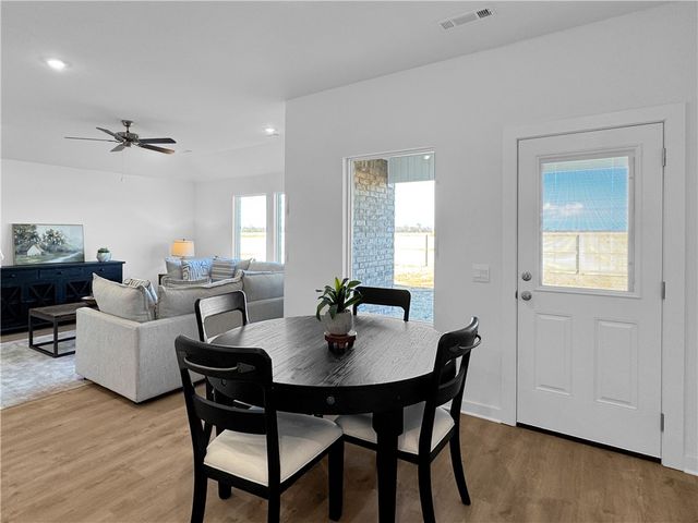 300 Greer Street, Pea Ridge, AR 72751