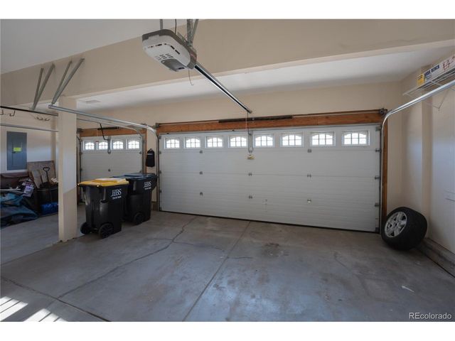 6917 Serena Dr, Castle Pines, CO 80108