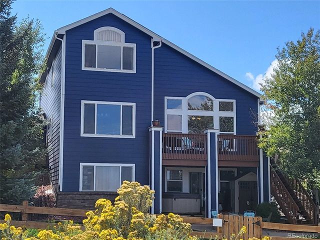 6917 Serena Dr, Castle Pines, CO 80108