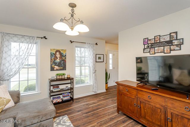 123 Rivers Edge Lane, Upper Sandusky, OH 43351