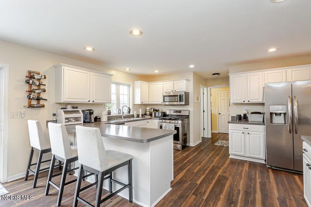 123 Rivers Edge Lane, Upper Sandusky, OH 43351