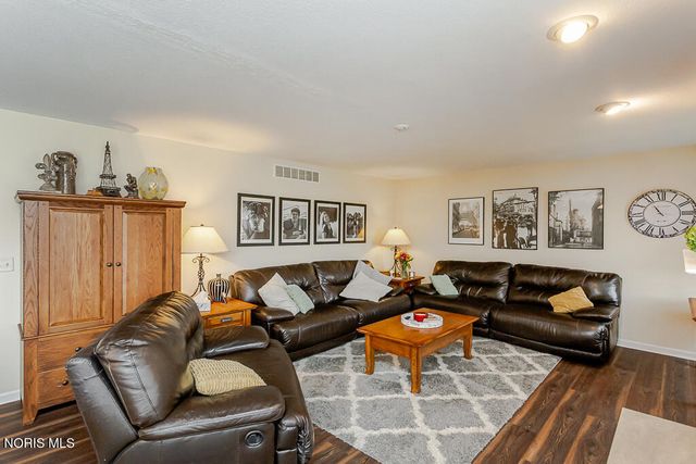 123 Rivers Edge Lane, Upper Sandusky, OH 43351