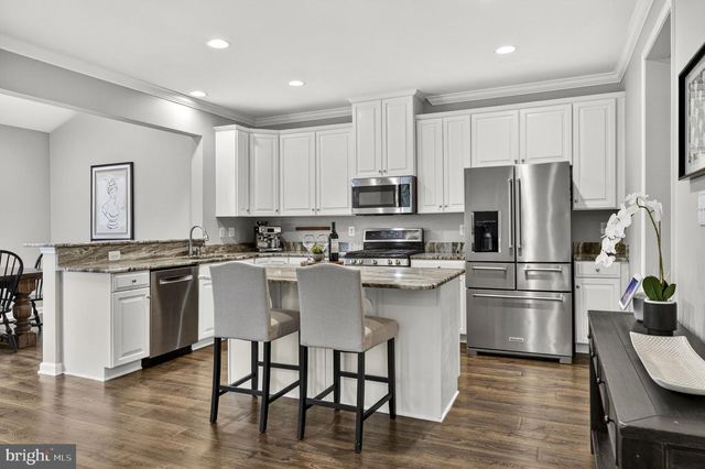 24 EISENTOWN DR, Lovettsville, VA 20180