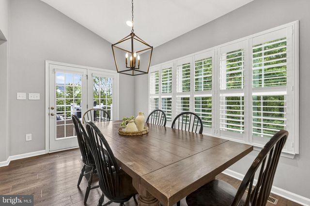 24 EISENTOWN DR, Lovettsville, VA 20180