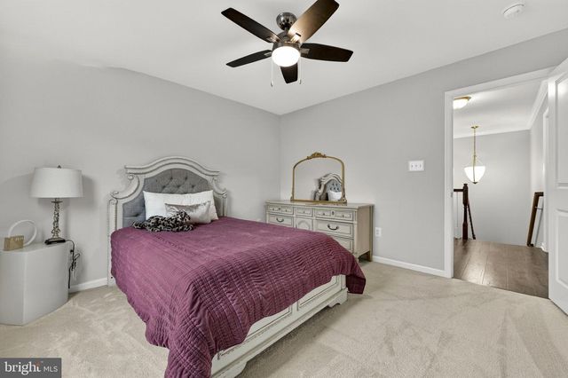 24 EISENTOWN DR, Lovettsville, VA 20180