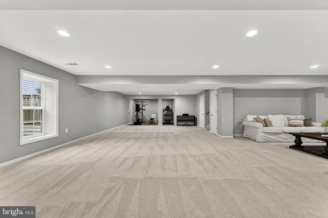 24 EISENTOWN DR, Lovettsville, VA 20180