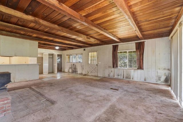 1443 Elkhorn Road, Royal Oaks, CA 95076