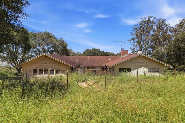 1443 Elkhorn Road, Royal Oaks, CA 95076