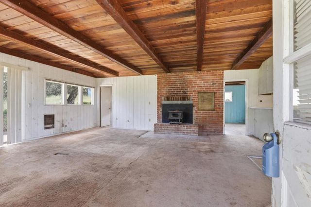 1443 Elkhorn Road, Royal Oaks, CA 95076