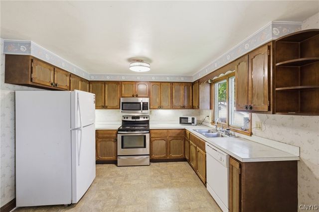 217 Ludden Pkwy, Geddes, NY 13219
