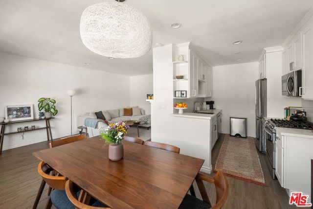 832 Euclid Street 209, Santa Monica, CA 90403