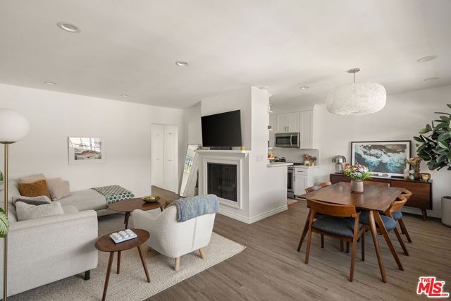 832 Euclid Street 209, Santa Monica, CA 90403