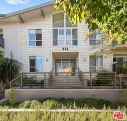 832 Euclid Street 209, Santa Monica, CA 90403