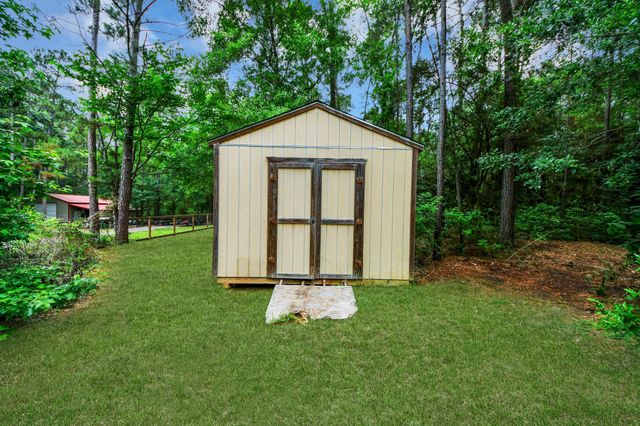 24698 Country Oaks Boulevard, Montgomery, TX 77316