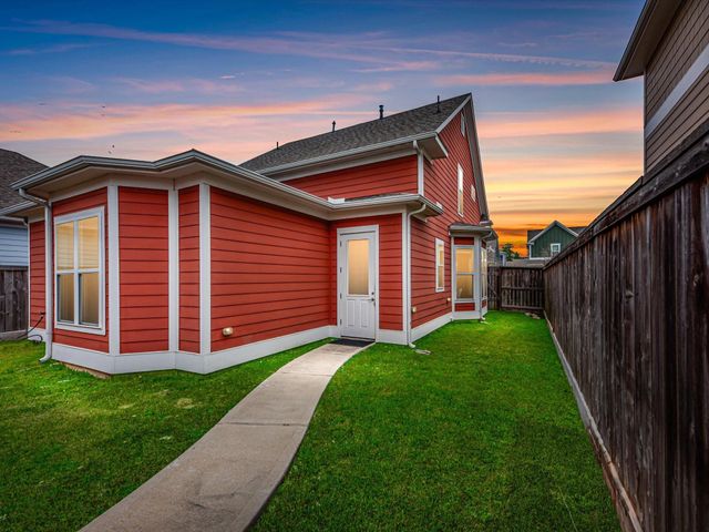 55 Red Harper Drive, Spring, TX 77389