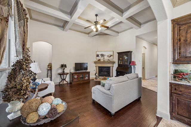 586 Bordeaux Drive, Rockwall, TX 75087