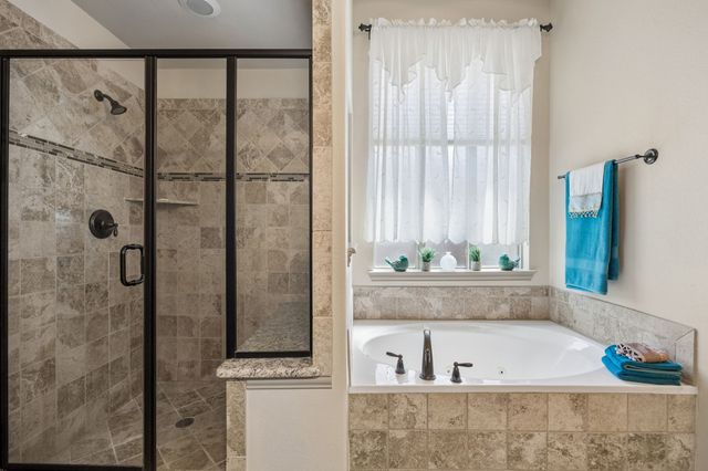 586 Bordeaux Drive, Rockwall, TX 75087