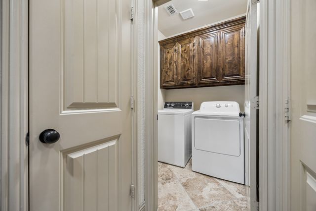 586 Bordeaux Drive, Rockwall, TX 75087