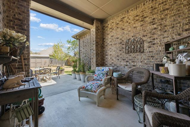 586 Bordeaux Drive, Rockwall, TX 75087