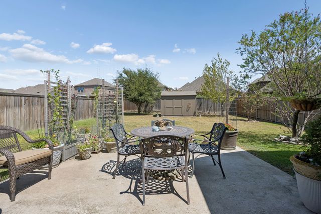 586 Bordeaux Drive, Rockwall, TX 75087