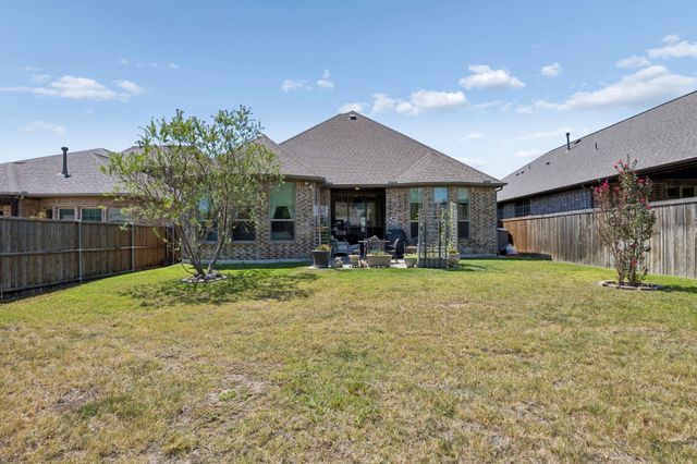 586 Bordeaux Drive, Rockwall, TX 75087