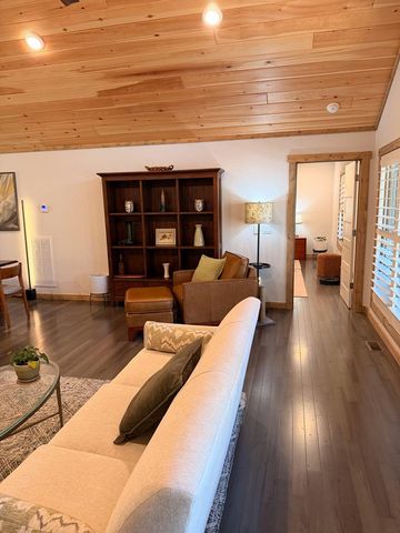 105 Loftis Mountain Road, Blairsville, GA 30512