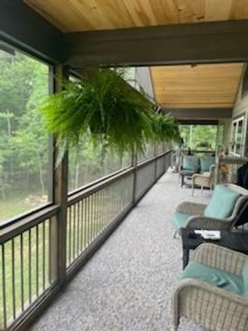 105 Loftis Mountain Road, Blairsville, GA 30512