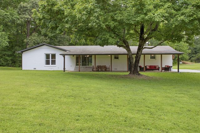 1878 Trace Creek Rd, Hohenwald, TN 38462