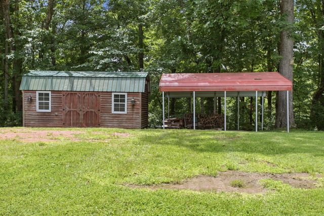 1878 Trace Creek Rd, Hohenwald, TN 38462