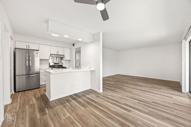 210 E Fountainview Lane 3A, Lombard, IL 60148