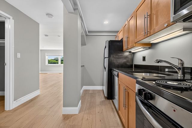 1600 Beacon St 904, Brookline, MA 02446