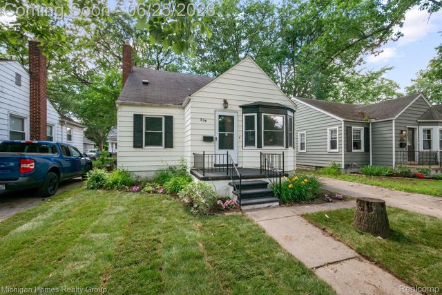 235 Flowerdale Street, Ferndale, MI 48220